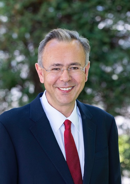 Portrait of Dan Rujescu
